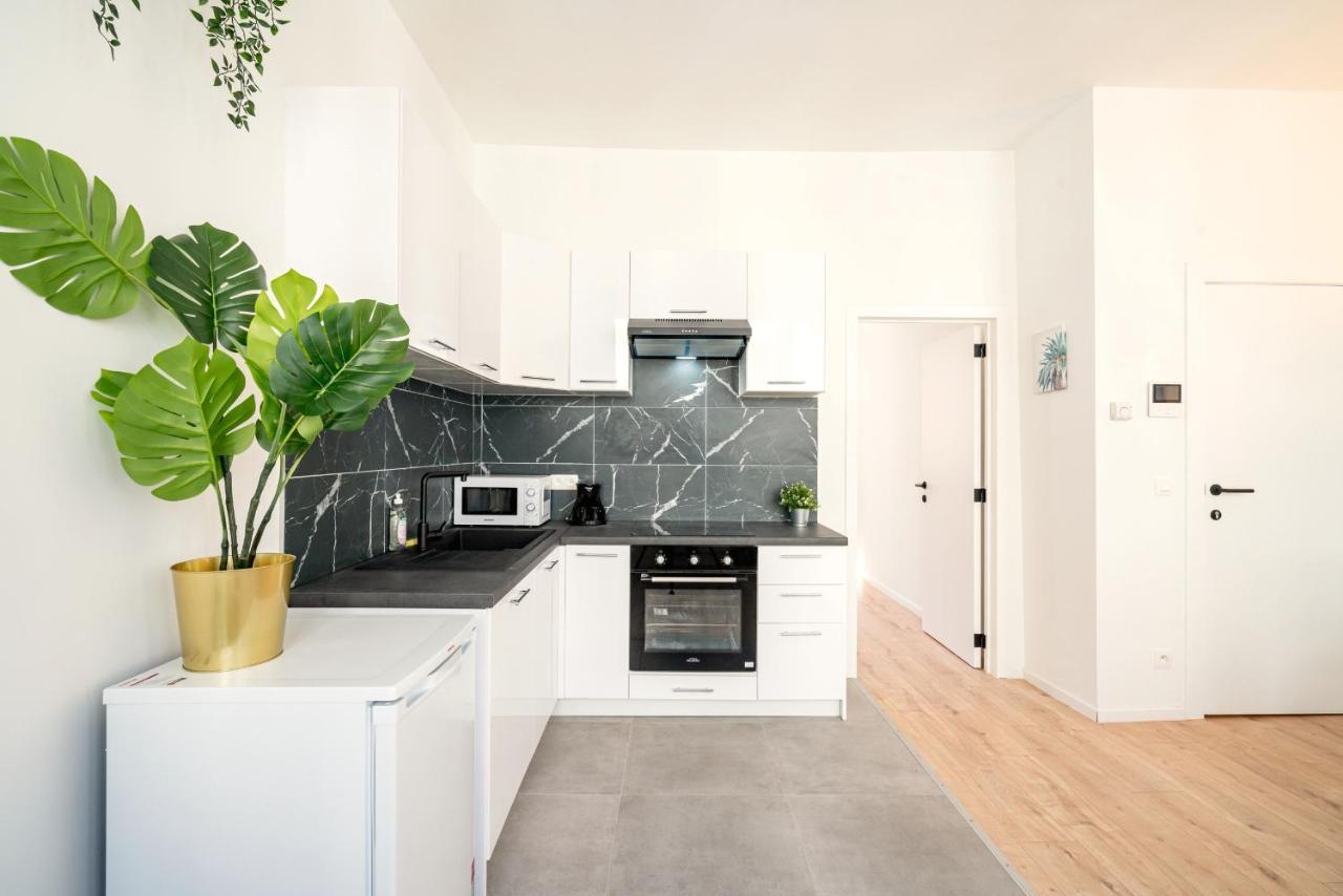 Beautiful Central Cityflats Antwerp Exterior photo